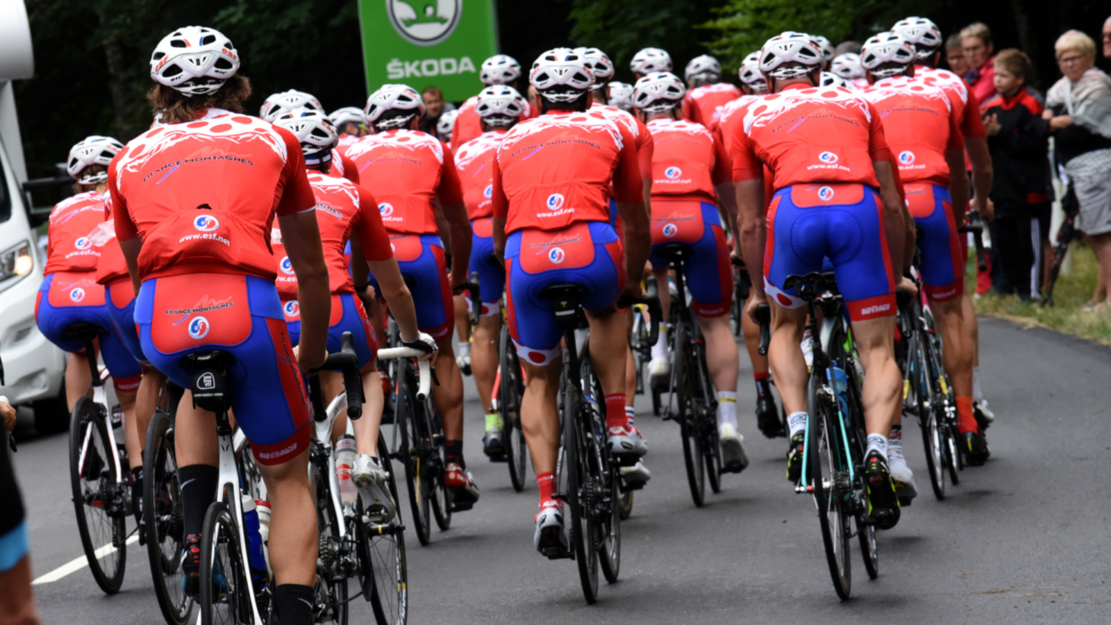 Les cyclistes ont parcouru les 50 derniers km de la 6ème étape reliant Mulhouse à La Planche des Belles Filles.